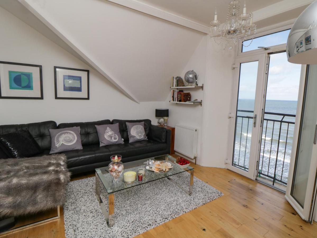 Flat 3, Peacehaven Appartement *